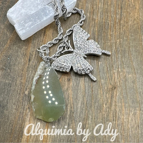 Maximalist statement silver Fluorite huge pendant butterfly 14” choker necklace - Picture 2 of 8